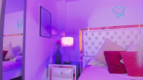 finnky1 online show from February 28, 3:37 am