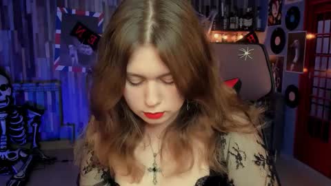 fiora online show from October 30, 1:01 pm