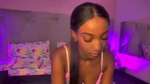 Fiorela Lenin  online show from April 25, 3:53 pm