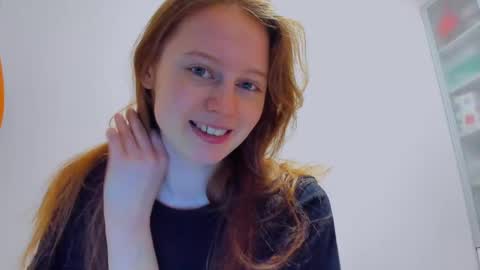 Snapshot of fire_luna chatting on January 23, 7:43 am fire_luna online show from January 23, 7:43 am