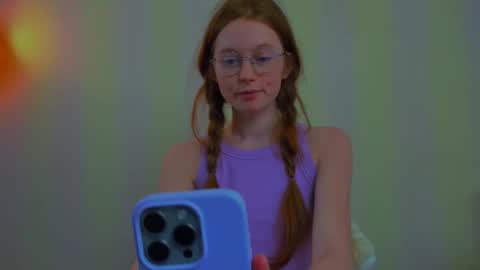 fire_luna online show from March 15, 10:28 am