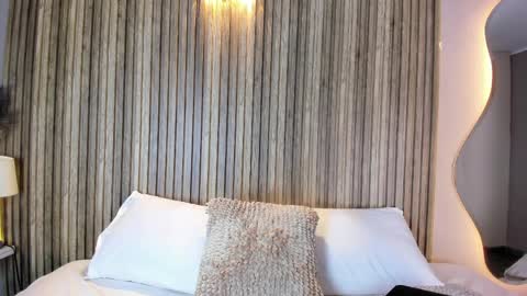 Firedoll online show from April 2, 4:32 am