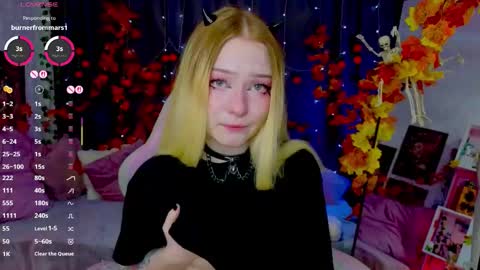 Sophie online show from October 21, 4:05 am