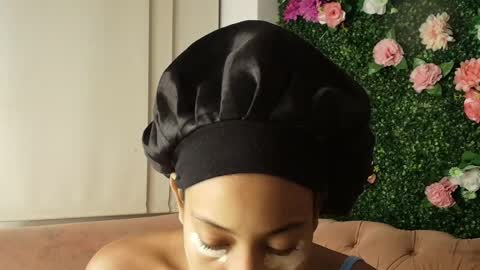 Flavia online show from April 26, 12:25 pm