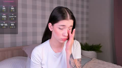 Emely  online show from January 25, 1:21 am