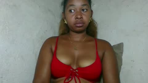 florencia011 online show from April 26, 6:27 pm