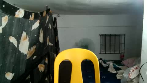 florloversweet1 online show from April 28, 1:14 am