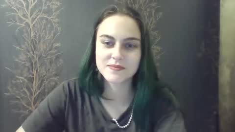 Snapshot of flower_bluee chatting on December 25, 2:02 pm Ambika 3 online show from December 25, 2:02 pm