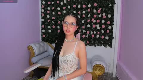 Dulce online show from February 9, 9:28 pm