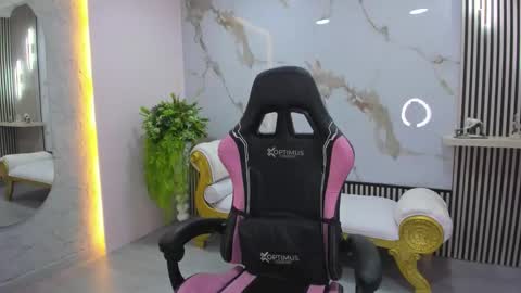 Dulce online show from September 27, 1:51 pm