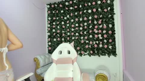 Dulce online show from January 3, 12:41 pm