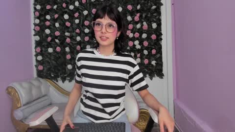 Dulce online show from January 2, 11:31 am