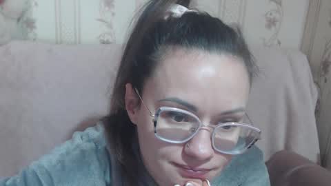 say meow and send tip  online show from March 13, 10:38 am