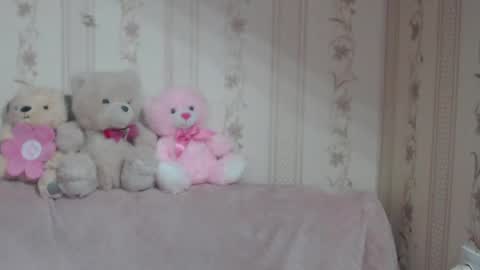 say meow and send tip  online show from April 27, 10:23 am