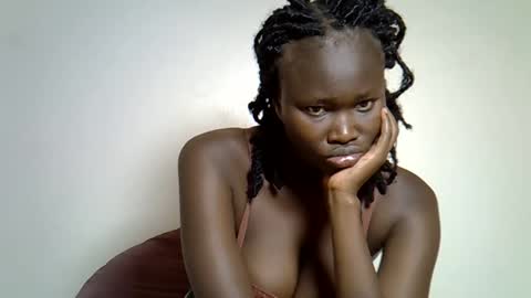 flowerdiva002 online show from November 12, 8:34 am