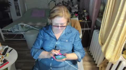 Flowerlower online show from April 22, 6:27 pm