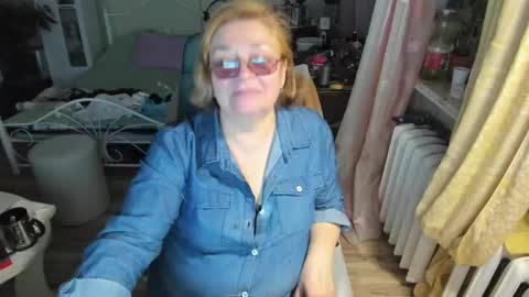 Flowerlower online show from April 20, 6:22 pm