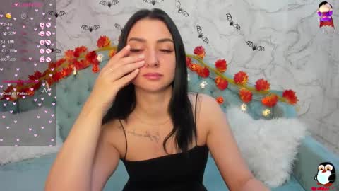 Snapshot of flufyfoxx chatting on October 21, 12:36 am Lina online show from October 21, 12:36 am