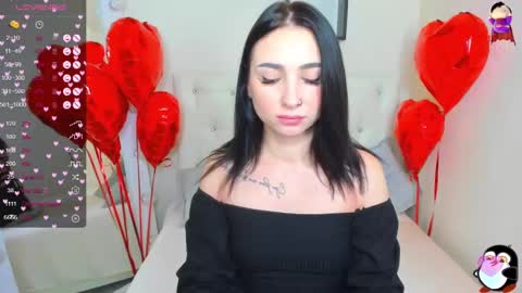 Snapshot of flufyfoxx chatting on February 16, 11:16 pm Lina online show from February 16, 11:16 pm
