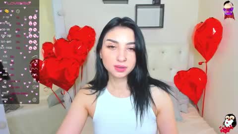 Snapshot of flufyfoxx chatting on March 1, 11:37 pm Lina online show from March 1, 11:37 pm