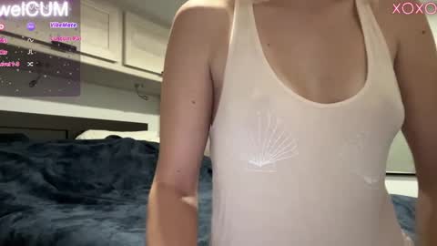 Elaine online show from December 20, 1:14 am