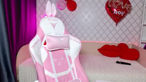 Lily online show from March 9, 1:09 am