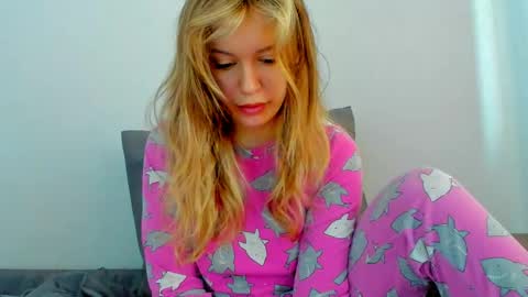 Foxy online show from April 22, 3:03 am