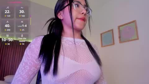 foxy_kylie online show from December 13, 8:37 pm