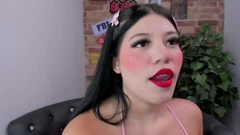 Loren online show from April 20, 11:02 am