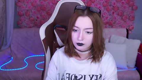 Maya online show from June 7, 7:53 pm