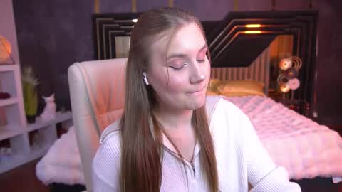 Kate online show from December 4, 10:32 pm