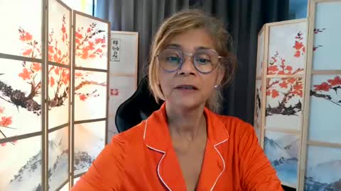 francelune online show from June 21, 11:14 am