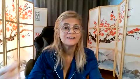 francelune online show from June 9, 2:16 pm