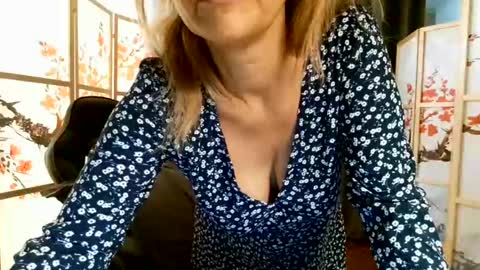 francelune online show from June 26, 10:05 am