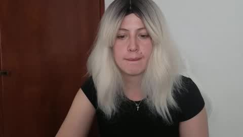 Francesca online show from April 28, 7:40 pm