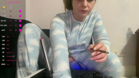 Snapshot of francescafey chatting on December 17, 9:50 am francescafey online show from December 17, 9:50 am