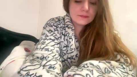 Snapshot of francescafey chatting on January 14, 8:31 am francescafey online show from January 14, 8:31 am