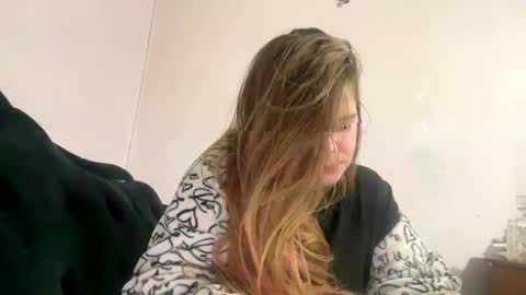 Snapshot of francescafey chatting on January 23, 9:18 am francescafey online show from January 23, 9:18 am