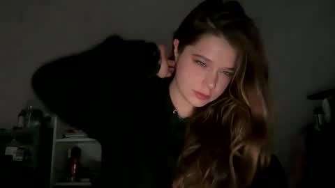 Snapshot of francescafey chatting on October 18, 1:03 pm francescafey online show from October 18, 1:03 pm