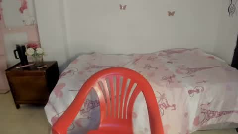 franchesca_hon11 online show from July 24, 8:38 pm