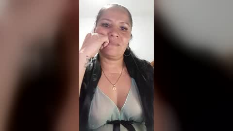 francy froz online show from June 16, 3:51 am