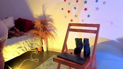 Fransheska online show from July 17, 11:47 am