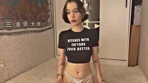 mistress Bastet and  mintcola online show from October 17, 6:00 pm