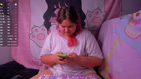 Alice online show from December 9, 1:45 pm