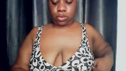 freaky slut5 online show from April 23, 5:04 am