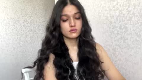 Mia online show from July 11, 5:07 am