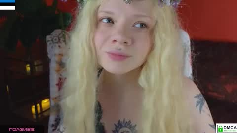 Freya online show from November 9, 2:46 pm