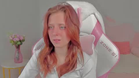 FreyaVeys online show from June 19, 9:24 am
