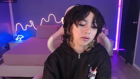 frida_lassi_ online show from March 12, 1:30 pm