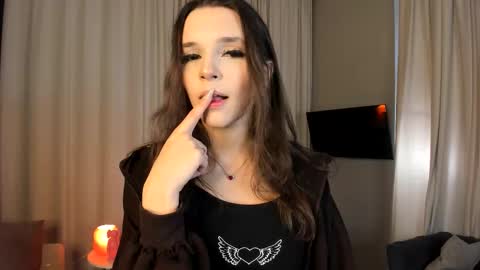 Mira online show from December 18, 10:58 pm